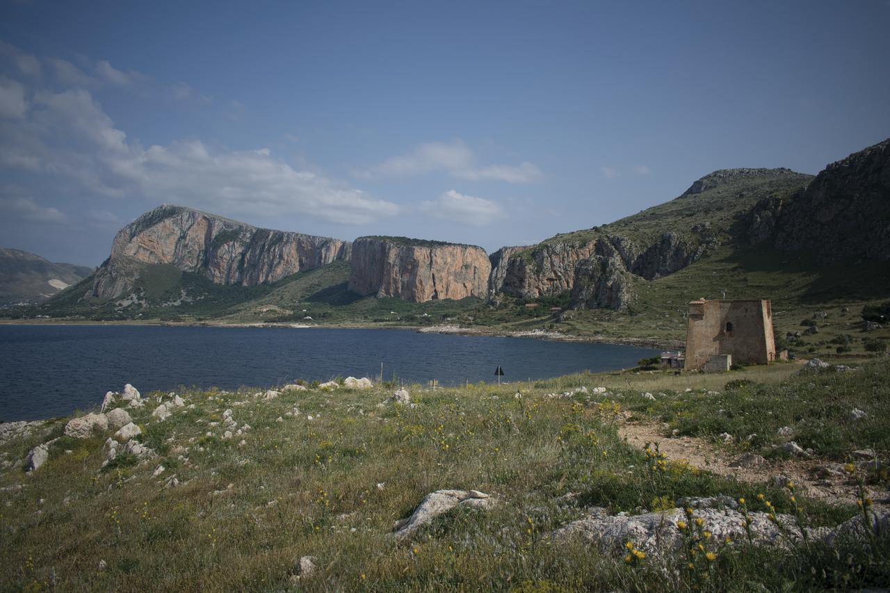 Case Cala Bucerno Castelluzzo Exterior photo
